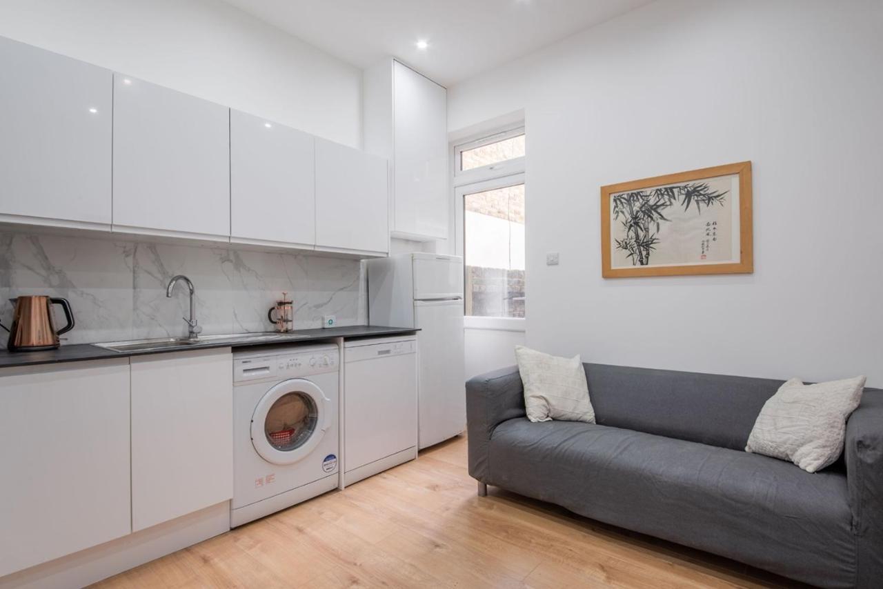 Comfortable Flat In Hammersmith Leilighet London Eksteriør bilde