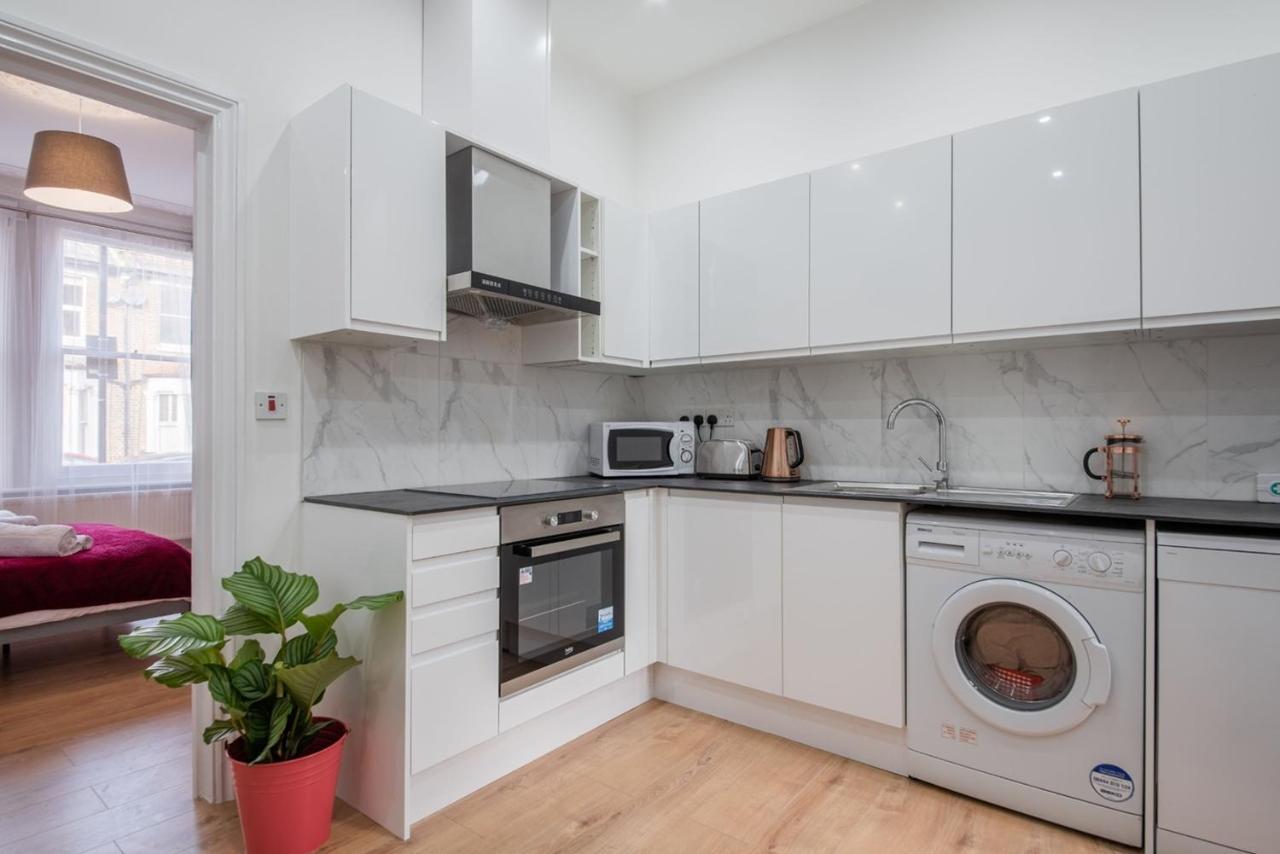 Comfortable Flat In Hammersmith Leilighet London Eksteriør bilde